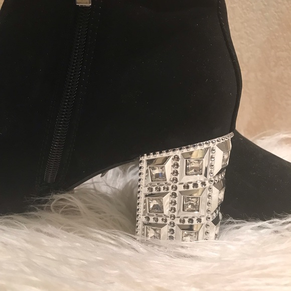 Jeweled heels - Picture 3 of 3